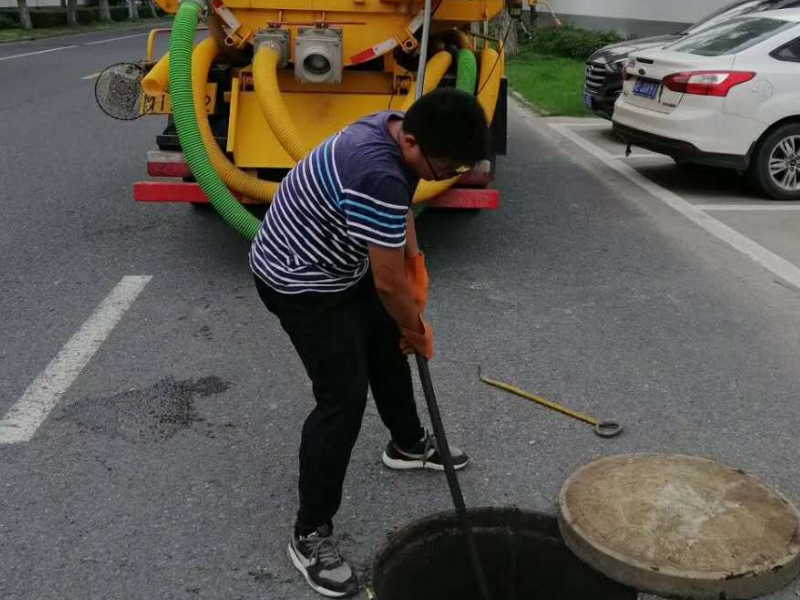 海沧区兴港路专业化粪池清理 抽粪吸污 下水道疏通